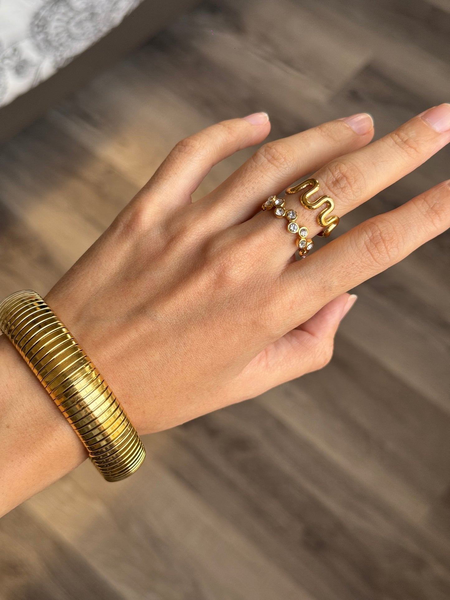 Eloise ring
