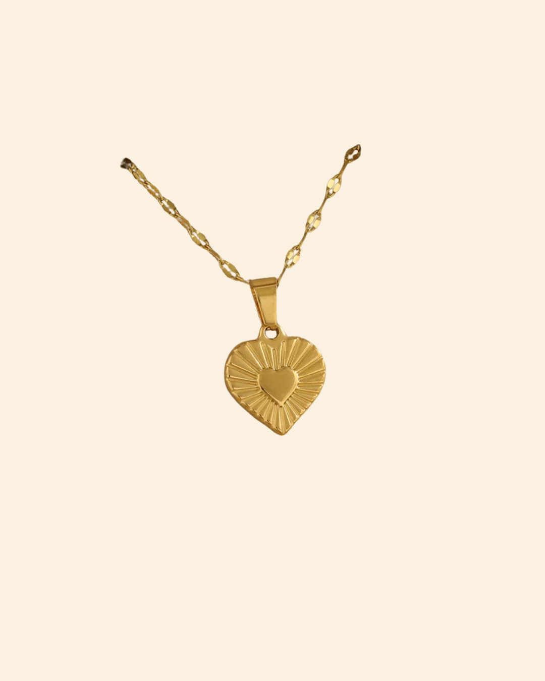 Glowing heart neckalce